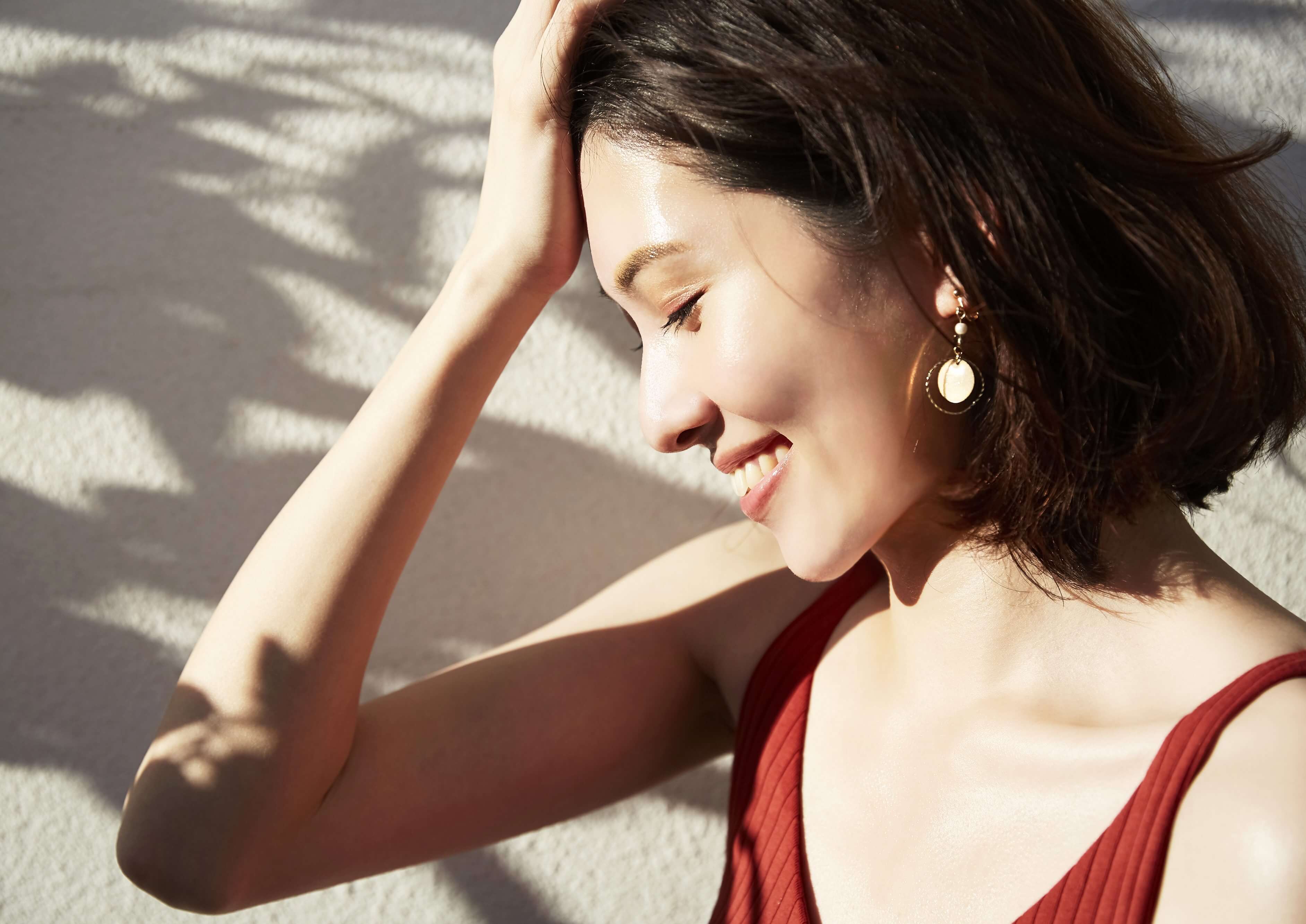 pixta_64591090_L+修下巴